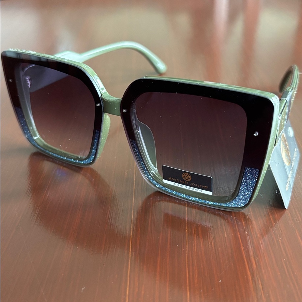 Margaret Josephs 100% UV protect,gradient lens,blue sparkle,green square/round